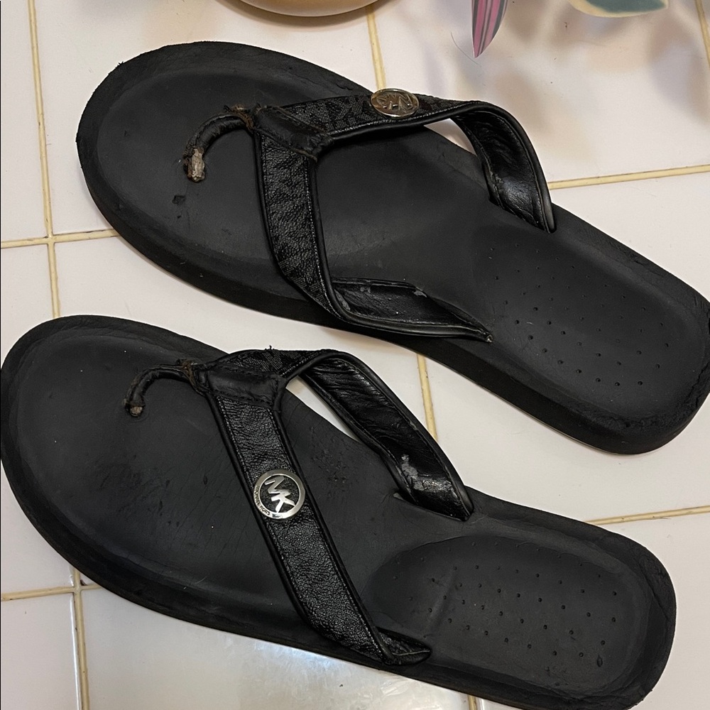 Michael Kors Black Women's Flip-Flop Slippers